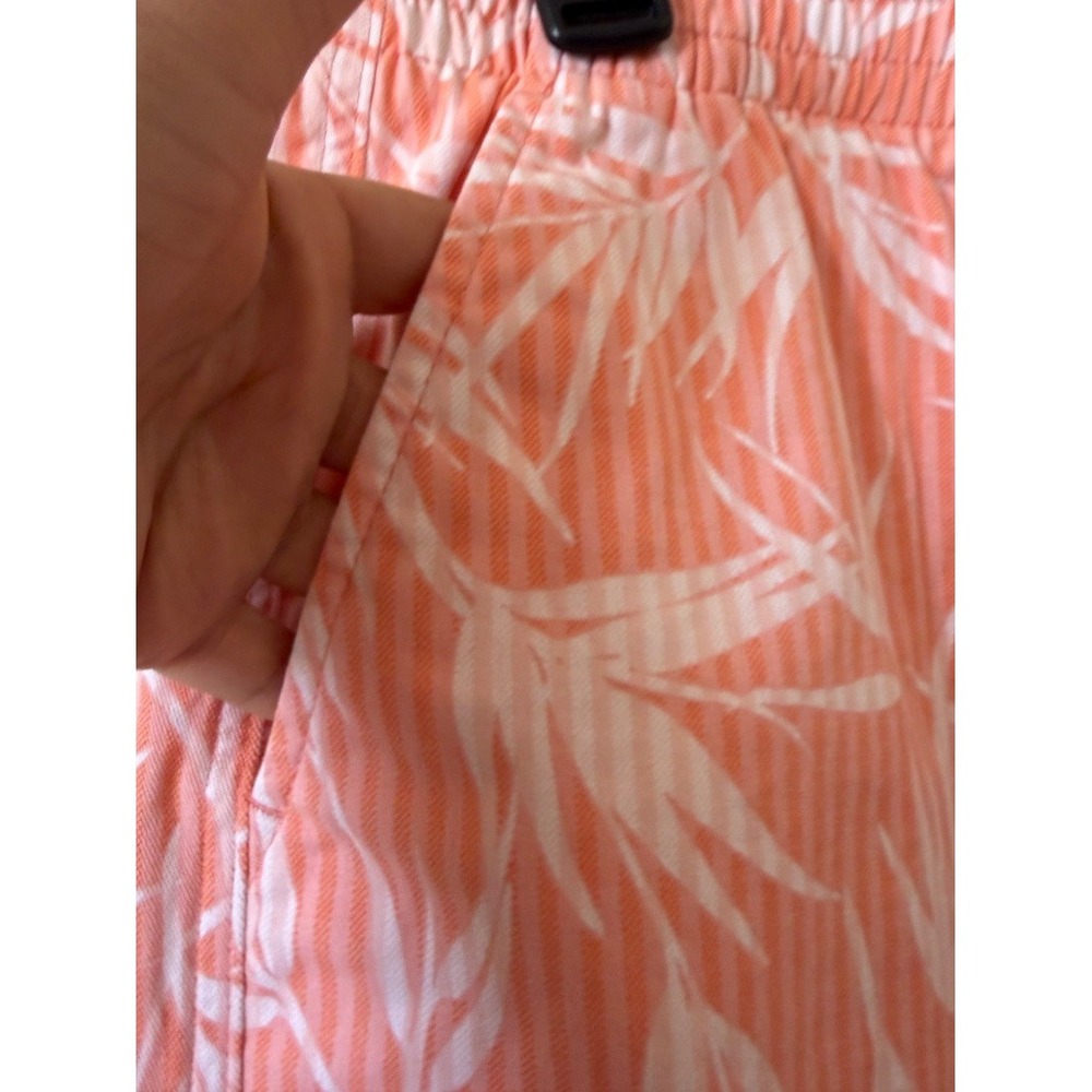 Lands End Womens Shorts Size 8 Coral Pink Tropical Leaf Print Mid Rise Cotton - Picture 9 of 15